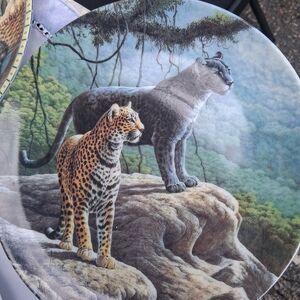 Wildlife Ceramic Decorative Plate